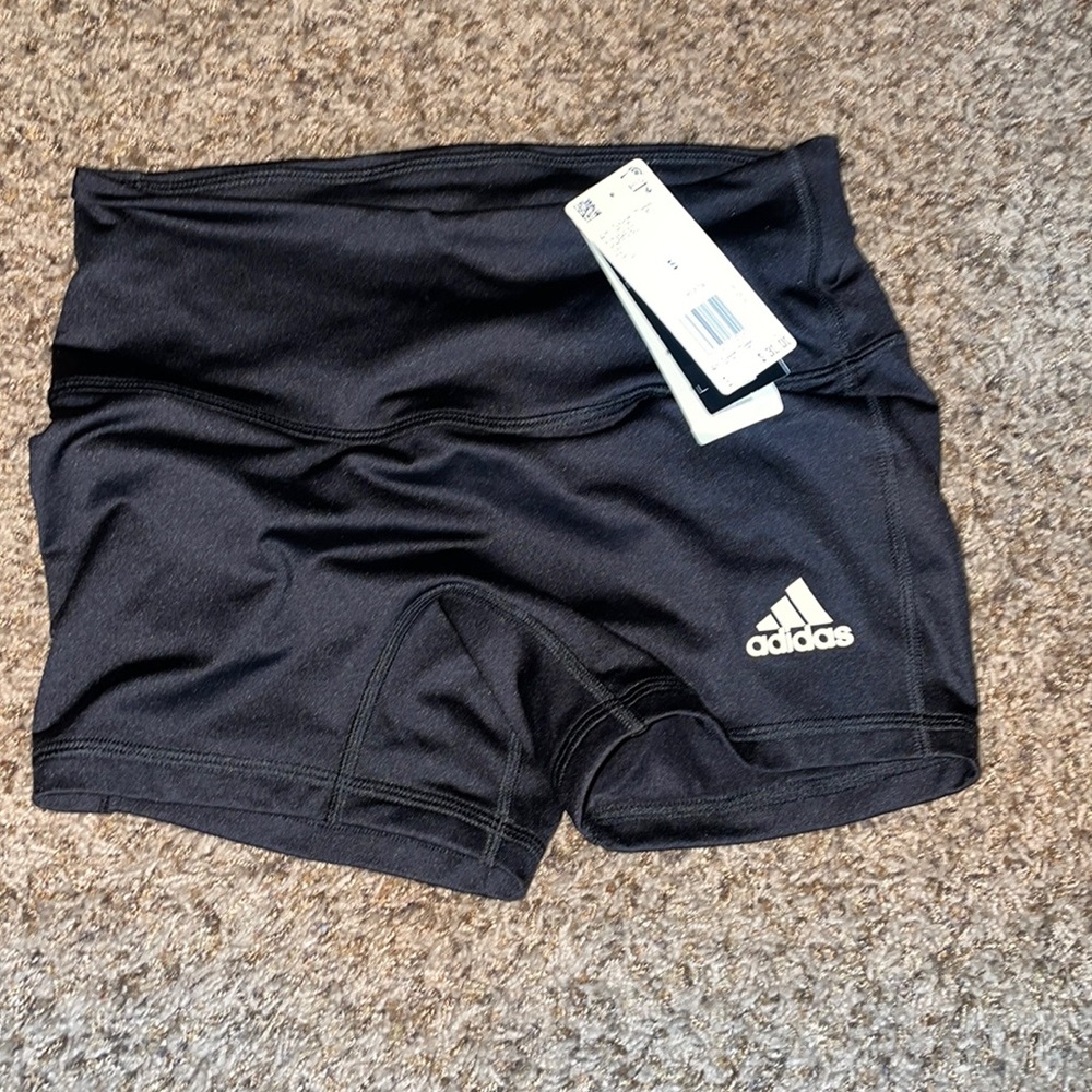 Volleyball spandex